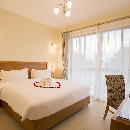 Lotos Inn & Suites, Nairobi Ngoại thất bức ảnh