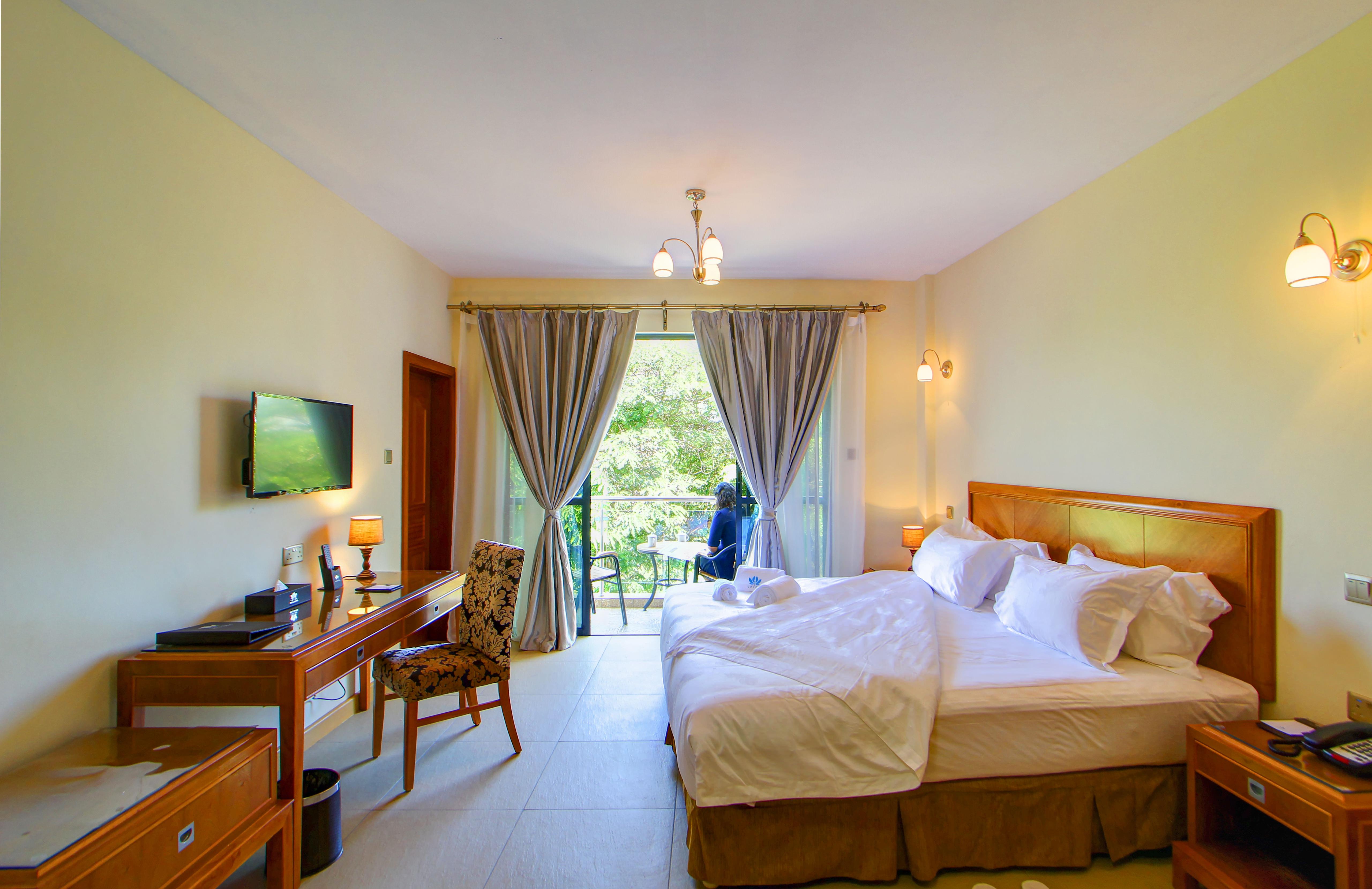 Lotos Inn & Suites, Nairobi Ngoại thất bức ảnh