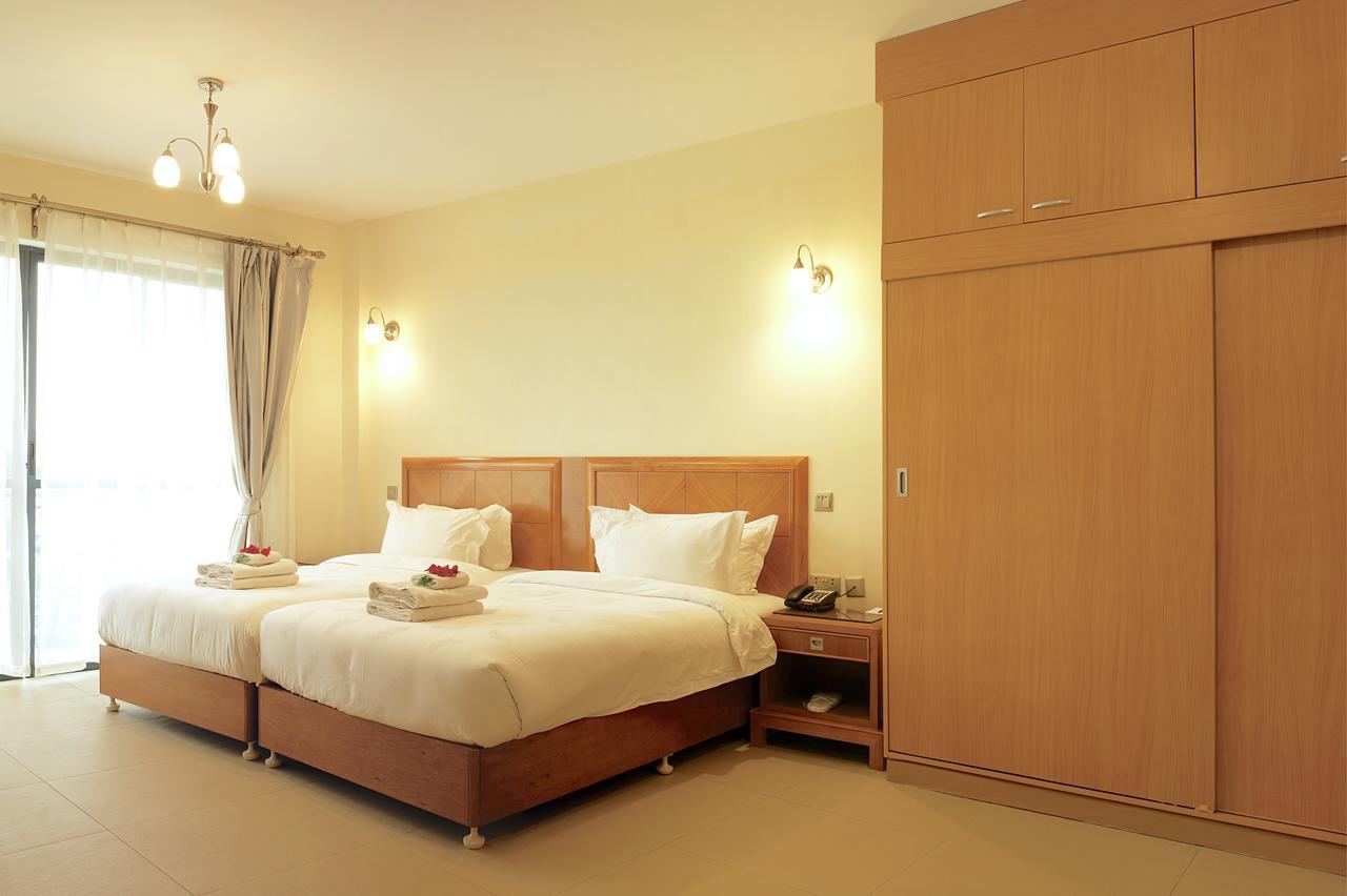 Lotos Inn & Suites, Nairobi Ngoại thất bức ảnh